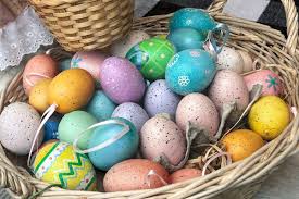 Hunt for Easter Eggs!